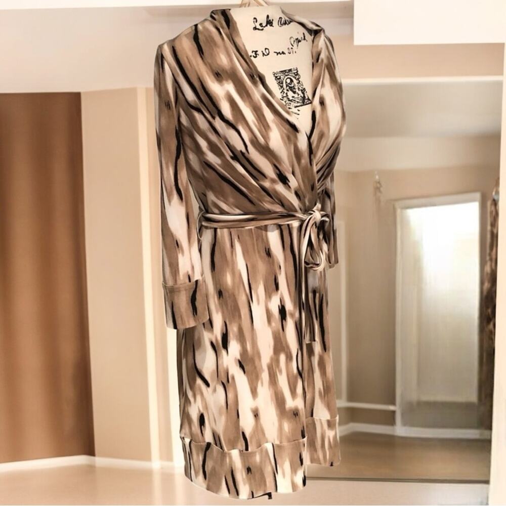 NEW Antonio Melani Wrap Tie Belt 3/4 Sleeve V-Neck Jersey Dress Abstract XS NWOT - Picture 12 of 12